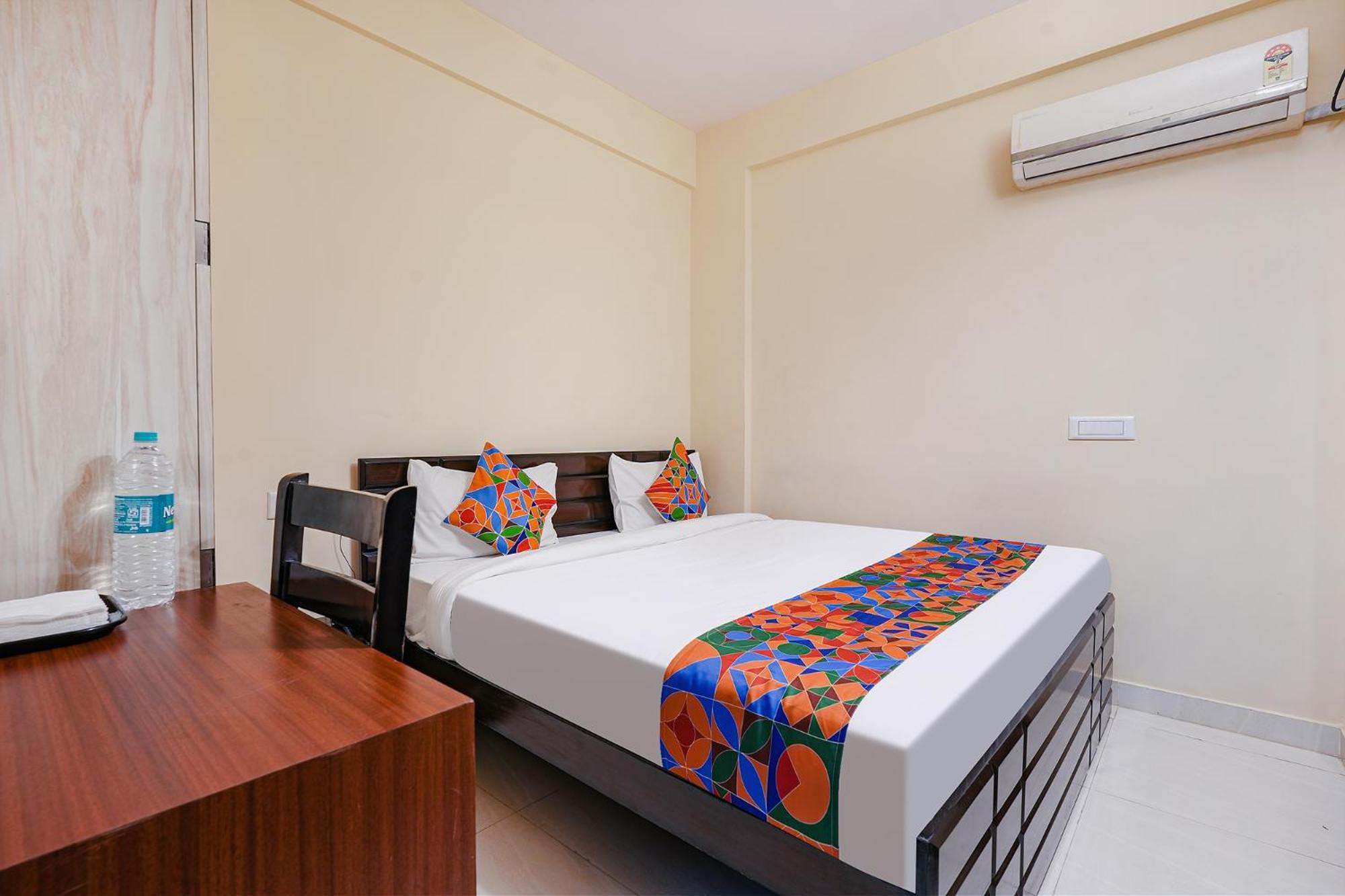 Fabhotel Crystal Suites Бангалор Екстериор снимка