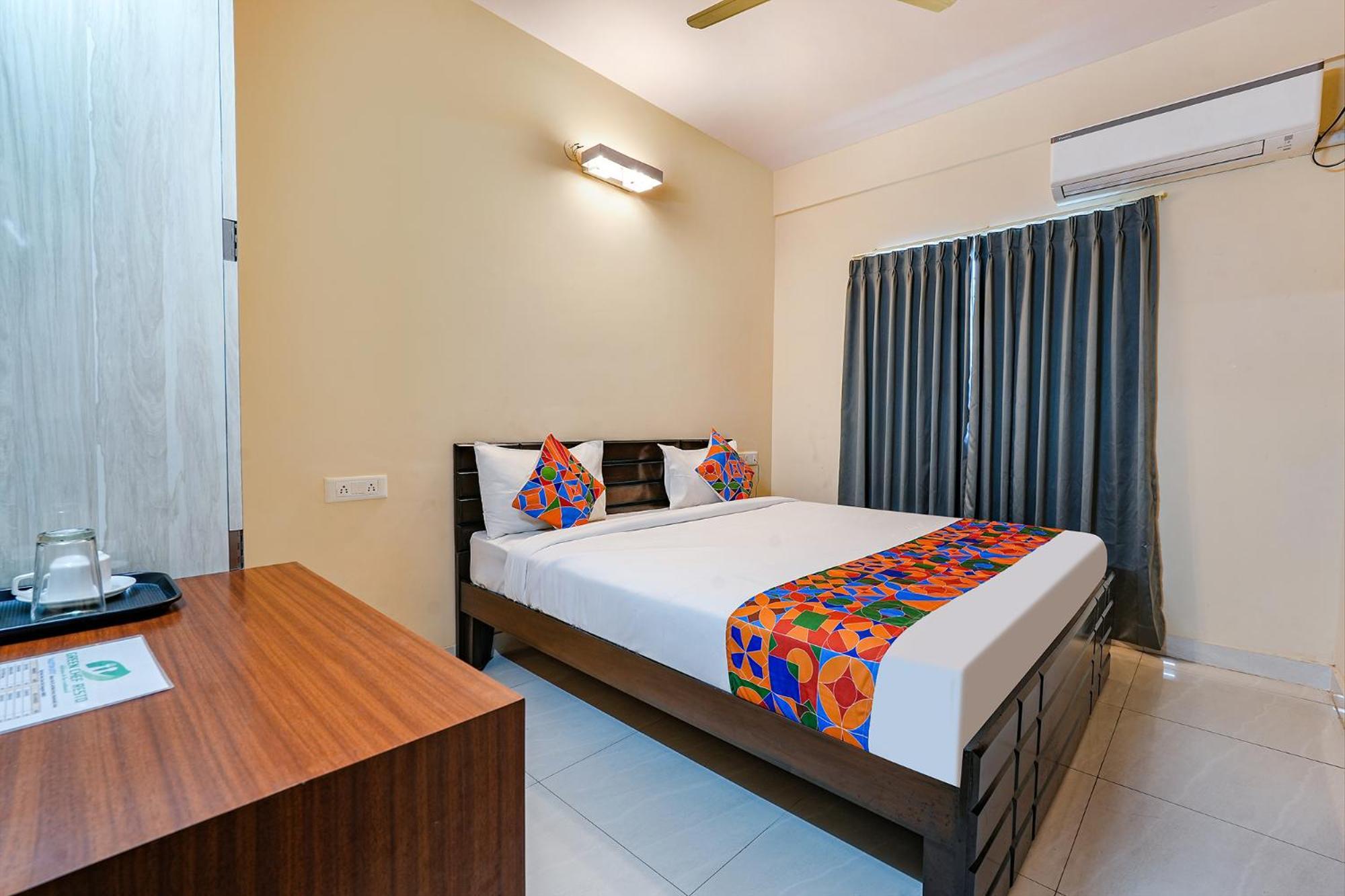 Fabhotel Crystal Suites Бангалор Екстериор снимка
