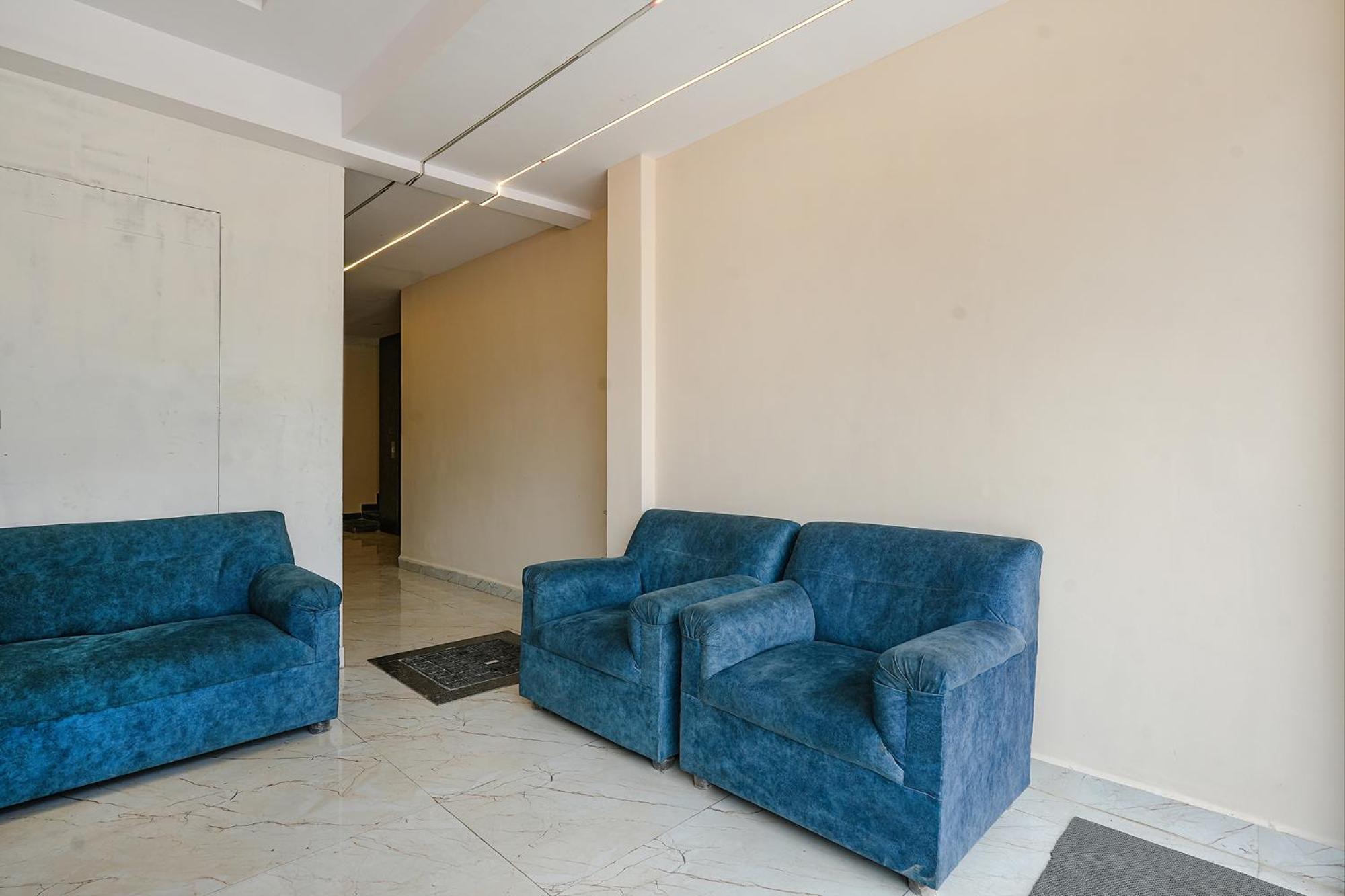Fabhotel Crystal Suites Бангалор Екстериор снимка